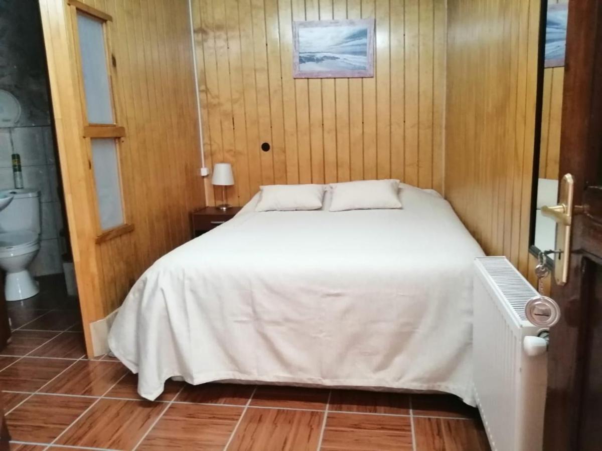 Hostal Copiapo Puerto Montt Buitenkant foto